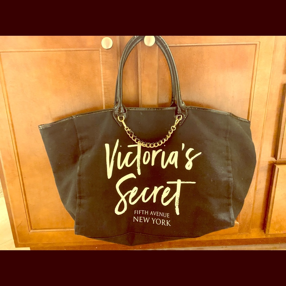Victoria’s Secret Fifth Avenue Tote